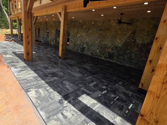 Covered outdoor living space